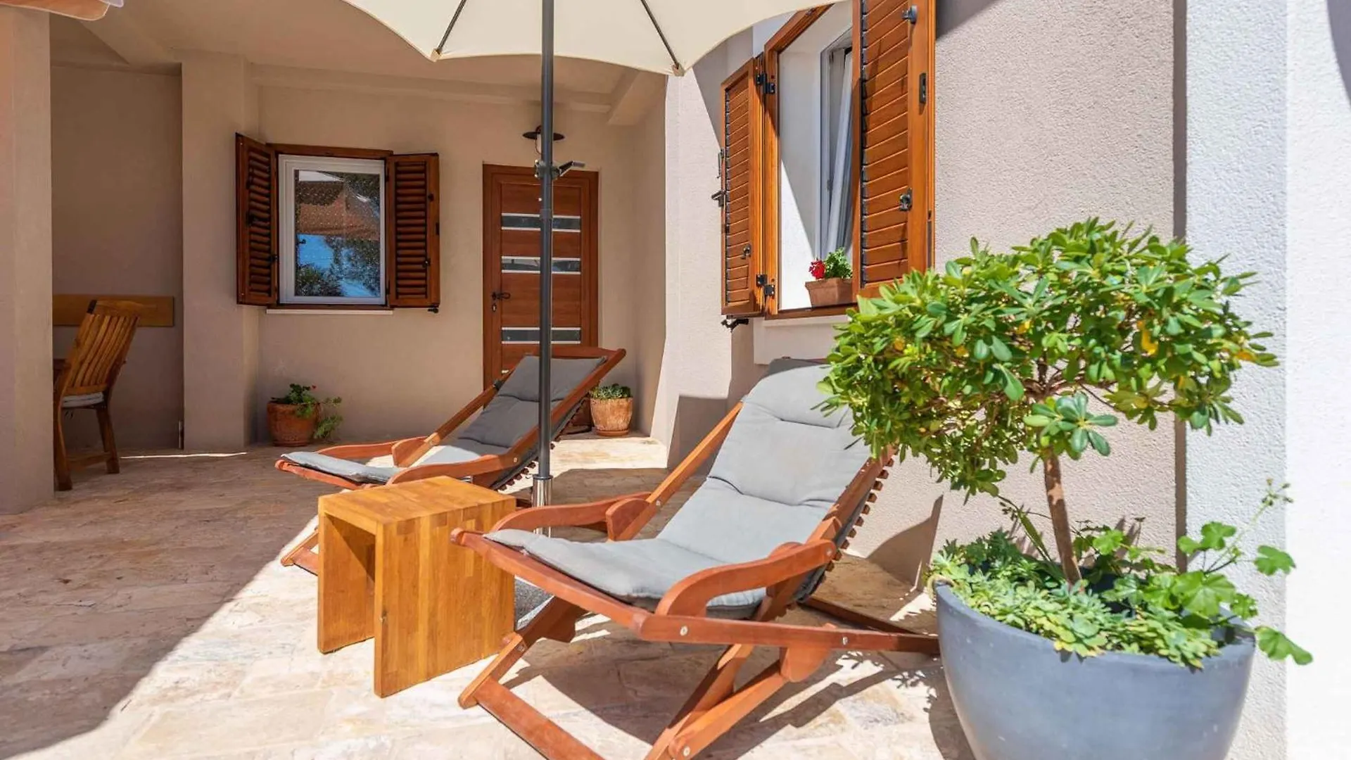 Holiday Home Privlaka/Zadar Riviera 8218 Nin