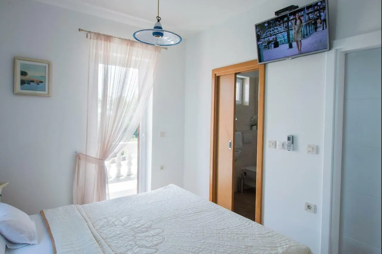Holiday Home Privlaka/Zadar Riviera 8218 Nin 0*,