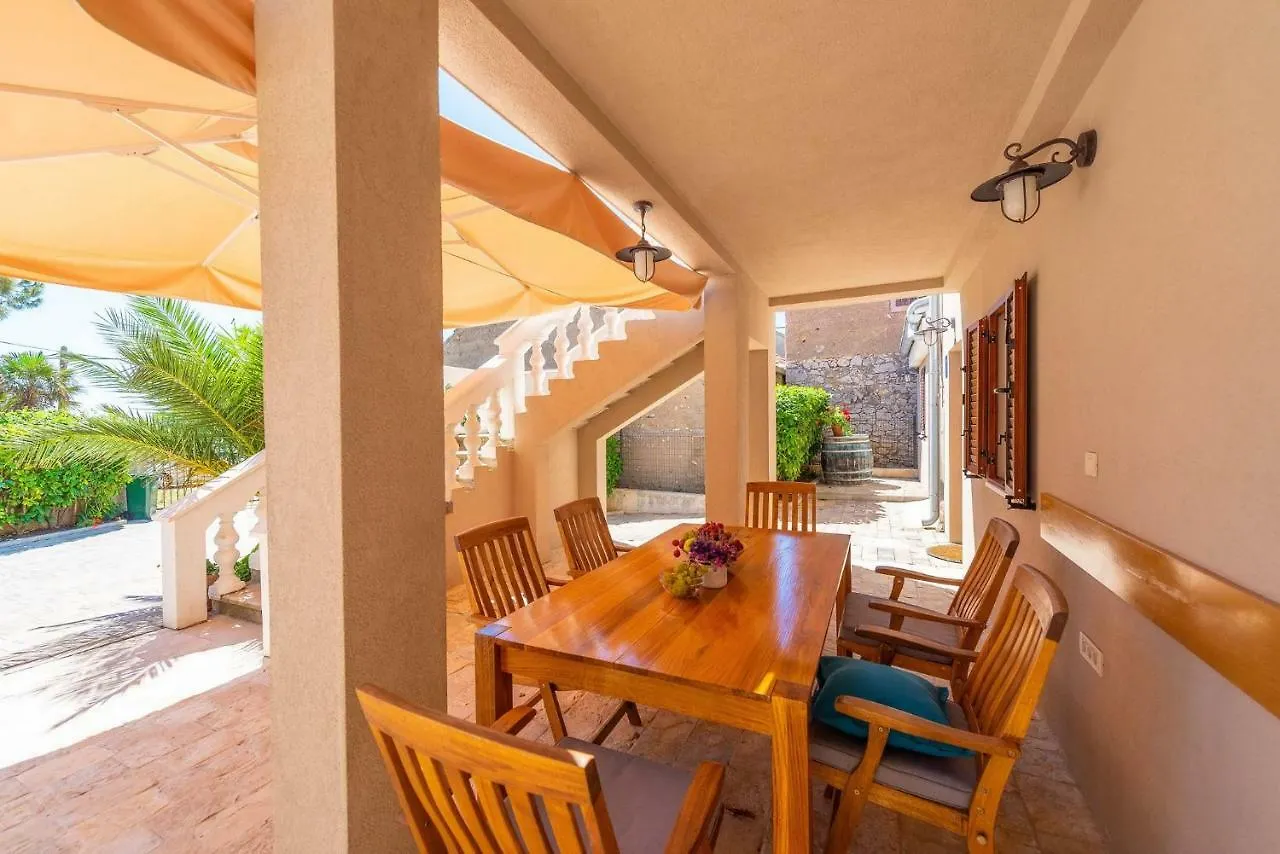 Holiday Home Privlaka/Zadar Riviera 8218 Nin